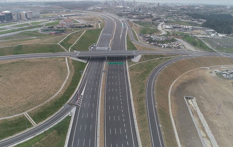 Açılmayan yol için yandaş müteahhite geçiş garantisi ödendi