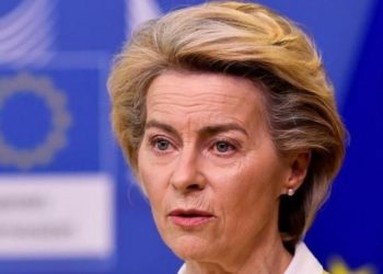 AB Komisyonu Başkanı Von Der Leyen: Zorunlu aşılamanın vakti geldi