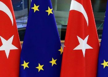 AB Konseyi: ”Türkiye üyelik müzakereleri donduruldu”