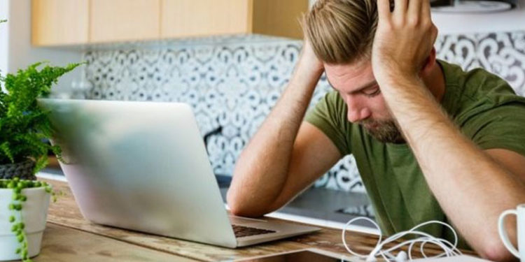 ABD'de bir patron 900 çalışanını Zoom üzerinden tek seferde işten çıkardı