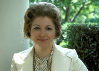 ABD'de kadınların kürtaj hakkı için hukuki mücadeleyi kazanan avukat Sarah Weddington yaşamını yitirdi