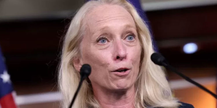 ABD'de kongre üyesi silah zoruyla durduruldu, aracı çalındı