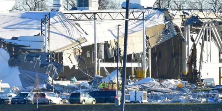 ABD'deki hortumda ölen 6 işçi nedeniyle Amazon'a eleştiriler yöneltiliyor