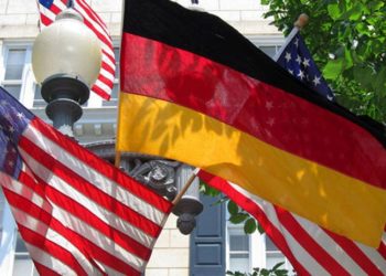 ABD'li senatörlerden Biden'a Almanya'yla birlikte çalışma çağrısı