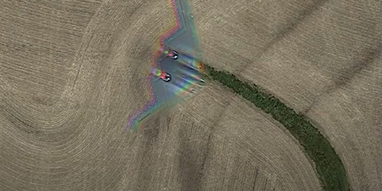 ABD'nin hayalet bombardıman uçağı Google Earth'e yakalandı