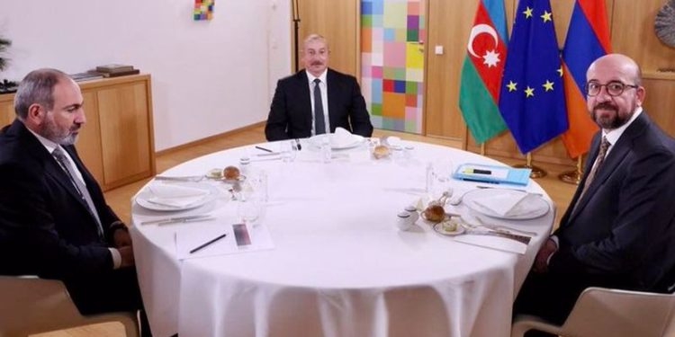 AB'den Azerbaycan ve Ermenistan'a ilişkin 'anlaşma' açıklaması
