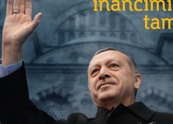 AKP şehirleri karıştırdı: İstanbul afişine Edirne Selimiye Camii görseli kullandı