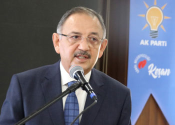 AKP'li Özhaseki: Ufak tefek ekonomik sıkıntılar varsa asgari ücretlinin, emeklinin ücretlerinin nasıl arttığını herkes görecek