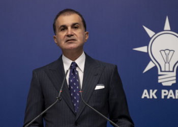 AKP’den asgari ücret açıklaması: Vatandaşlarımızın hiçbir kuşkusu olmasın, bize iletilen her mesajı alıyoruz