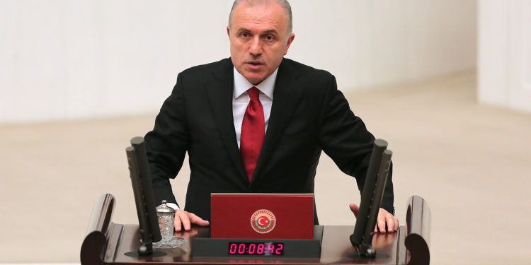 AKP’li Babuşçu: Ekranlarda AKP adına konuşan gazeteciler en önemli sorun