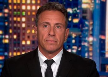 Adı cinsel taciz suçuna karışmıştı: CNN, Chris Cuomo'yu kovdu