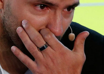 Agüero kalp rahatsızlığından dolayı yeşil sahalara veda etti