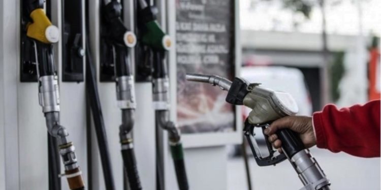 Akaryakıt fiyatlarında indirim