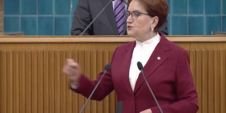 Akşener: Ülkemiz ekonomisi cahil birinin elinde