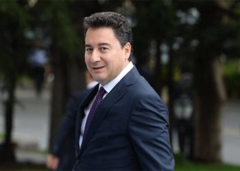 Ali Babacan'dan eleştiri: 'Erdoğan doları düşürdü' dedirtmek için ne yapıldı?