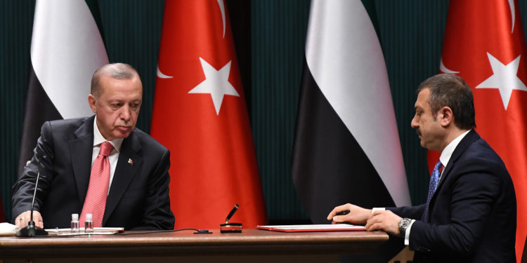 Alman ntv: Türkiye’nin faiz kararı bir harakiri gibi