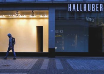 Almanya aşısızlara kapanıyor: Perakendeciler öfkeli