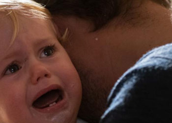 Almanya'da babalara da ücretli izin hakkı geliyor