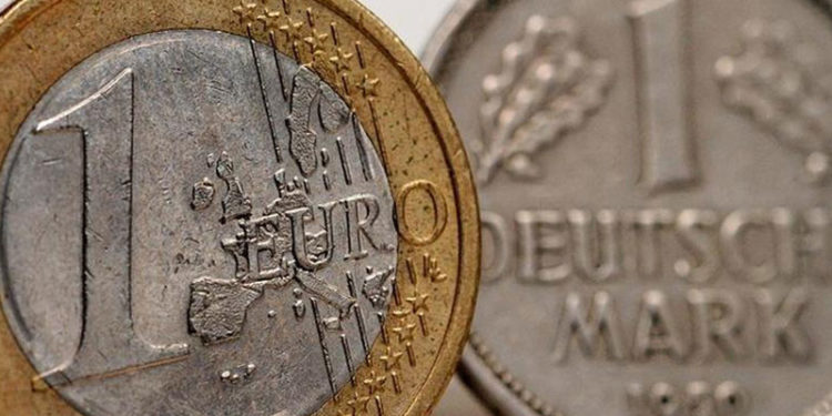 Almanya'da yastık altında hâlâ 12,35 milyar mark var