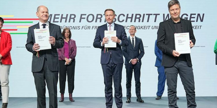 Almanya’da SPD, FDP ve Yeşiller koalisyon sözleşmesini imzaladı