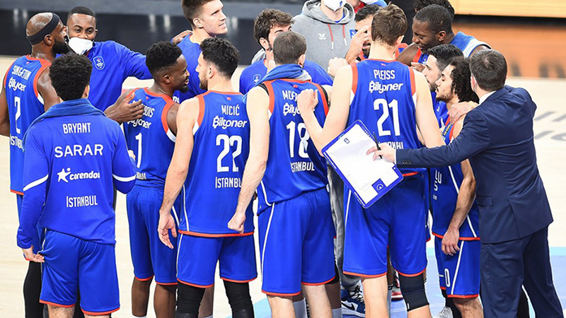 Anadolu Efes'ten açıklama: Daha az hakem hatası olması en büyük dileğimizdir