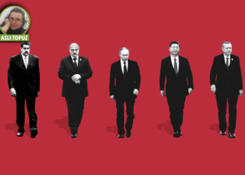 Anne Applebaum’un işaret fişeği  