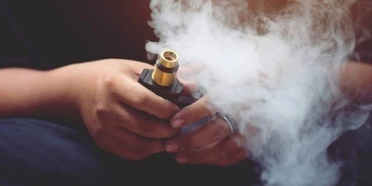 Araştırıldı: Elektronik sigara ereksiyon sorununa yol açıyor
