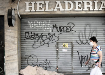 Arjantin'de 42 bin 32 vakayla "en yüksek" günlük Covid-19 vakasına ulaşıldı