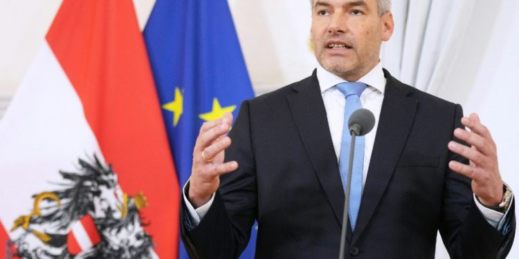 Avusturya’nın yeni Başbakanı Karl Nehammer oldu