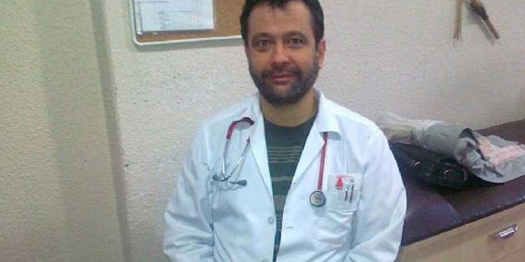 Aşı karşıtı  doktor, Koronavirüs nedeniyle hayatını kaybetti