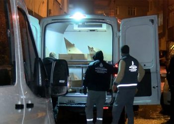 Baba 7 yaşındaki kızını katletti