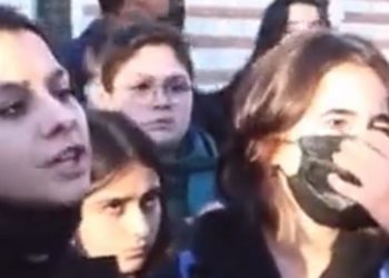 'Baba parası yiyorsunuz' denilince sesi titreyen çocuk: Cebimde cüzdanım yok