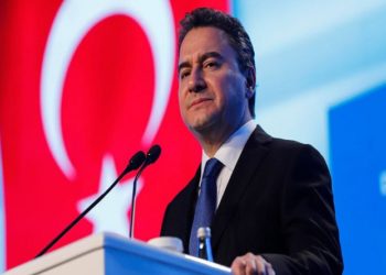 Babacan: ‘Türkiye, 5-6 yıldır hukuk ve adaletten ayrıldığı için fakirleşiyor’