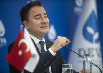 Babacan’dan asgari ücret yorumu: Daha ele geçmeden eriyecek