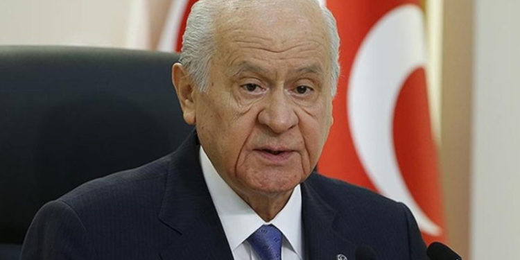 Bahçeli'den Soylu ve Akar'a destek mesajı: Bakanlarımıza yapılan her türlü saldırı bir yönüyle teröre hizmet, teröristlere destektir