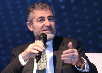 Bakan Nebati: Merkez Bankası ya da Hazine neden müdahale ediyor diyorlar. Türkiye, elindeki bütün enstrümanları kullanır