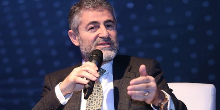 Bakan Nebati: Merkez Bankası ya da Hazine neden müdahale ediyor diyorlar. Türkiye, elindeki bütün enstrümanları kullanır