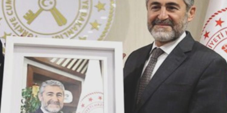 Bakan Nebati'ye göre şehir merkezinde ortama ev kirası 1261 TL