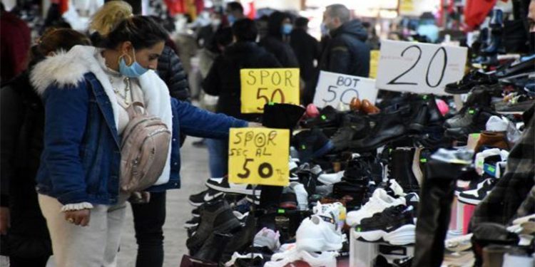 Bakanlık vaka sayılarını açıkladı: Sınır hareketliliği vakaları patlattı