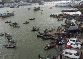 Bangladeş'te feribotta yangın çıktı: Çok sayıda kişi hayatını kaybetti