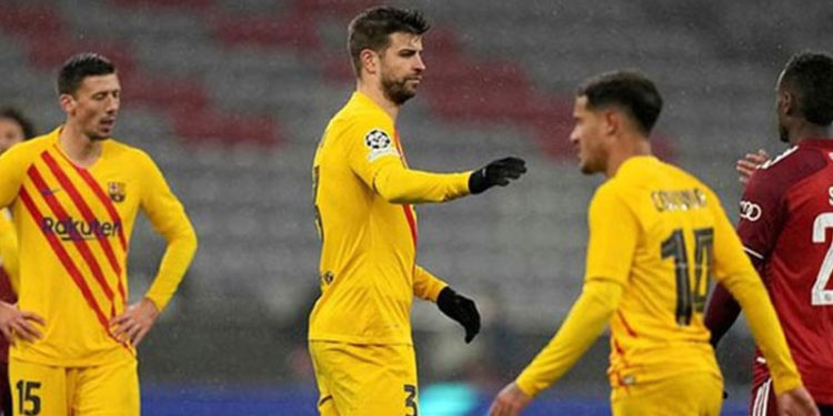 Barcelona, 20 yıl sonra Şampiyonlar Ligi grup aşamasında elendi