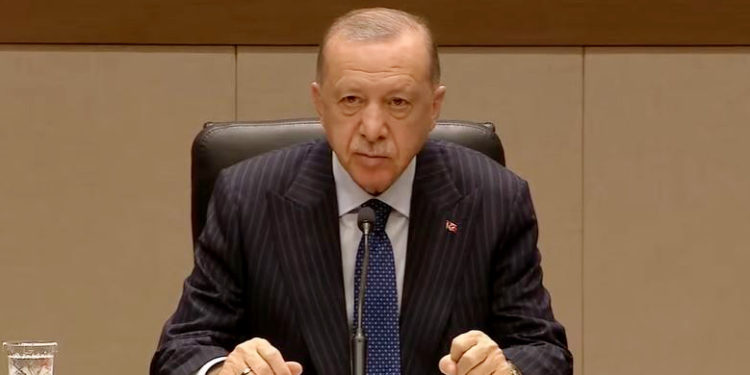 Basın tiyatrosu; Erdoğan’a sorulacak sorular önceden verildi