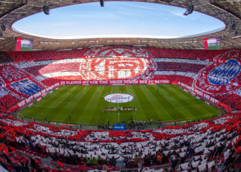 Bayern Münih, yıl sonuna kadar maçlarını seyircisiz oynayacak