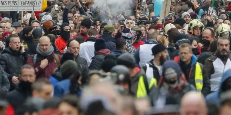 Belçika’daki protestoda gözaltı sayısı 55’e yükseldi