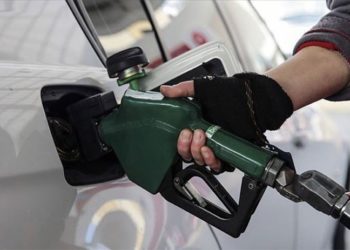 Benzin ve motorinde indirim: Pompa fiyatlarına yansımayacak