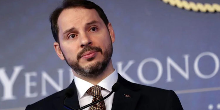 Berat Albayrak’ın yazışmalarını haberleştiren 6 gazeteciye ceza talebi