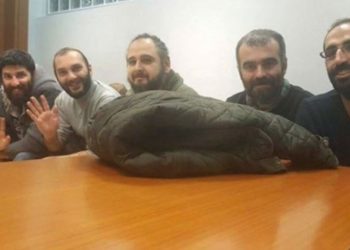 Berat Albayrak’ın yazışmalarını haberleştiren 6 gazeteciye hem ceza hem de beraat