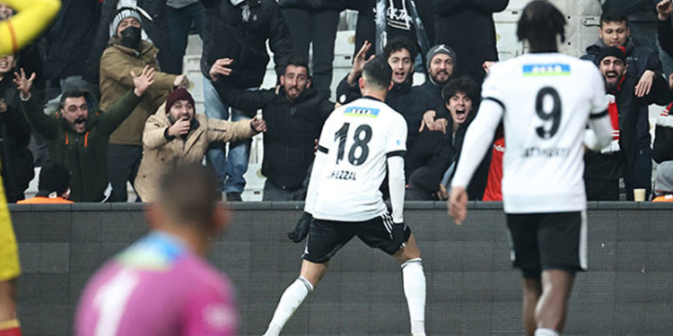 Beşiktaş, Göztepe'yi geriden gelip devirdi!