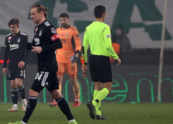 Beşiktaş şampiyonluk yaşadığı 2021 yılını sıkıntılı tamamladı