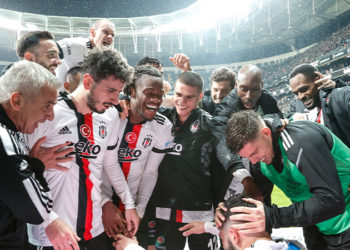 Beşiktaş'ta 15 futbolcunun sözleşmesi sezon sonu bitiyor